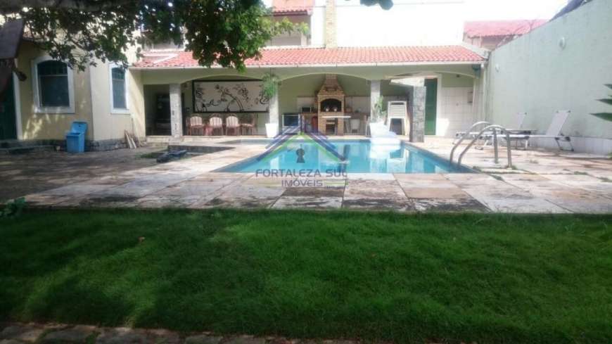 Casa com 5 Quartos à Venda, 360 m² por R$ 890.000 Jardim das Oliveiras, Fortaleza - CE