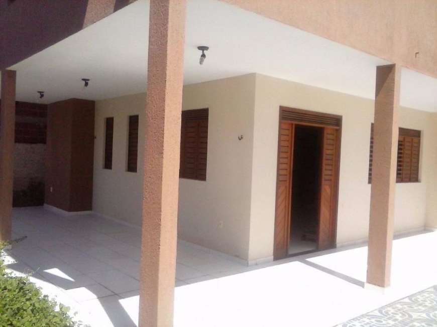 Casa com 4 Quartos à Venda, 218 m² por R$ 432.000 POTILANDIA, Natal - RN