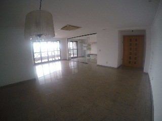 Apartamento com 3 Quartos para Alugar, 230 m² por R$ 7.000/Mês Nossa Senhora das Graças, Manaus - AM
