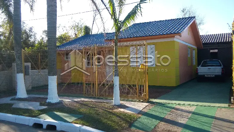 Casa com 2 Quartos para Alugar, 300 m² por R$ 2.400/Mês Rua Gaurama, 125 - Parque dos Anjos, Gravataí - RS