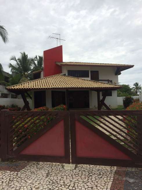 Casa com 4 Quartos para Alugar, 250 m² por R$ 1.700/Dia Guarajuba - Guarajuba, Camaçari - BA