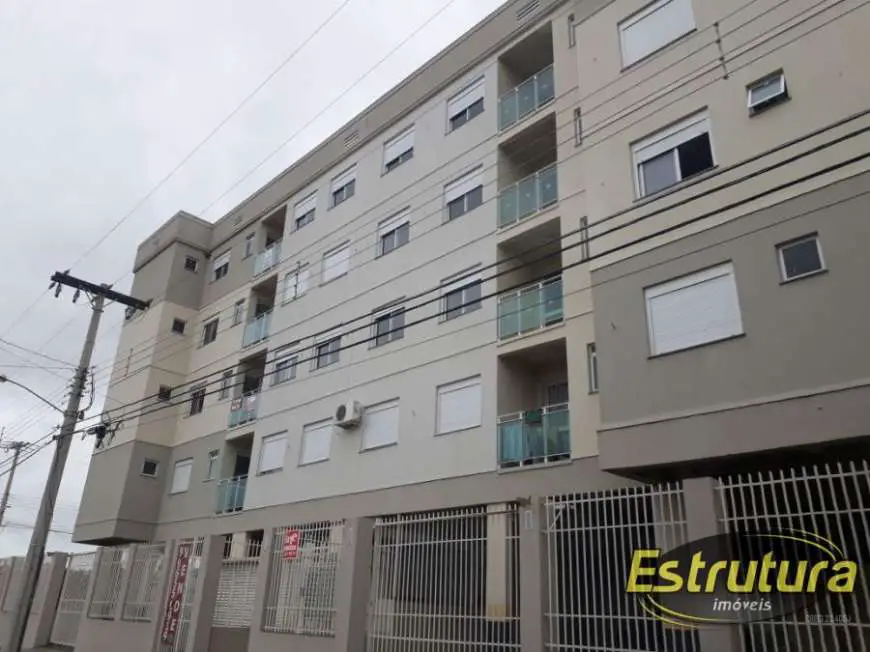 Apartamento com 2 Quartos à Venda, 68 m² por R$ 159.000 Tancredo Neves, Santa Maria - RS