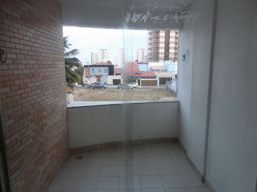 Apartamento com 3 Quartos à Venda, 96 m² por R$ 315.000 Avenida Poeta Vinícius de Morais, 387 - Atalaia, Aracaju - SE