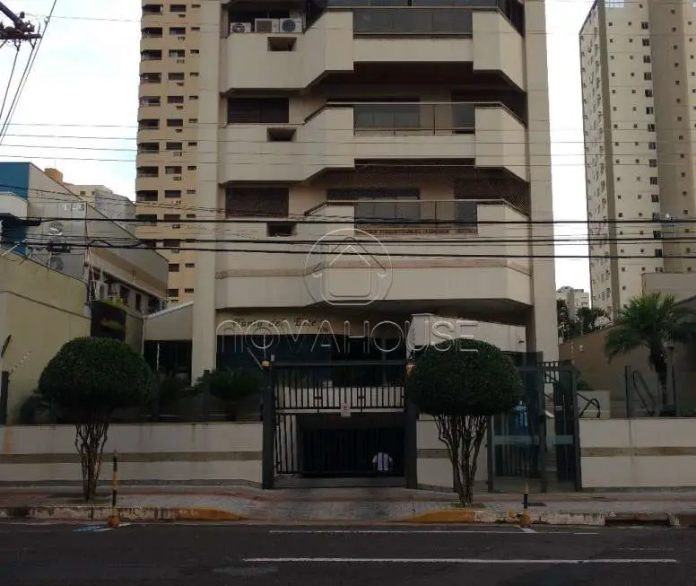 Apartamento com 3 Quartos à Venda, 169 m² por R$ 630.000 Centro, Campo Grande - MS