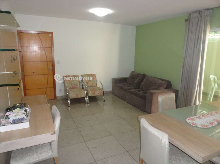 Apartamento com 3 Quartos para Alugar, 200 m² por R$ 2.400/Mês Palmares, Belo Horizonte - MG