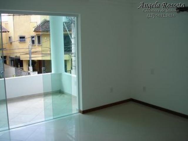 Casa com 4 Quartos à Venda, 370 m² por R$ 2.300.000 Rua Robson Dutra de Freitas - Mata da Praia, Vitória - ES