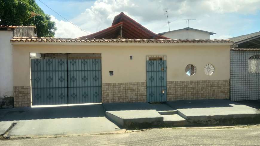 Casa com 2 Quartos à Venda, 200 m² por R$ 240.000 Rua Aracari, 92 - Parque Verde, Belém - PA