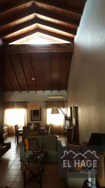 Casa de Condomínio com 4 Quartos à Venda, 392 m² por R$ 1.150.000 Rua Ceilão, 1 - Jardim Shangri-lá, Cuiabá - MT