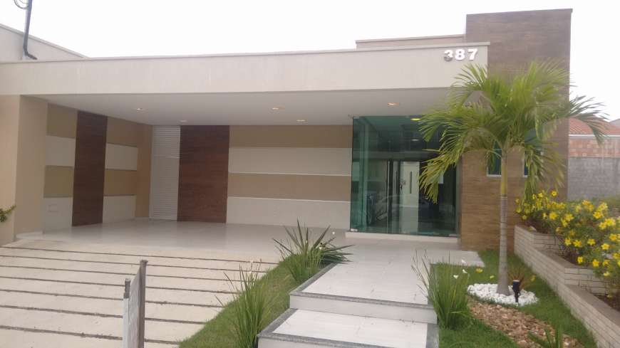 Casa com 3 Quartos à Venda, 155 m² por R$ 525.000 Avenida Torquato Tapajós, 7726 - Colônia Terra Nova, Manaus - AM