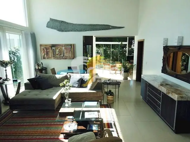 Casa de Condomínio com 3 Quartos para Alugar, 245 m² por R$ 6.000/Mês Nova Uberlandia, Uberlândia - MG