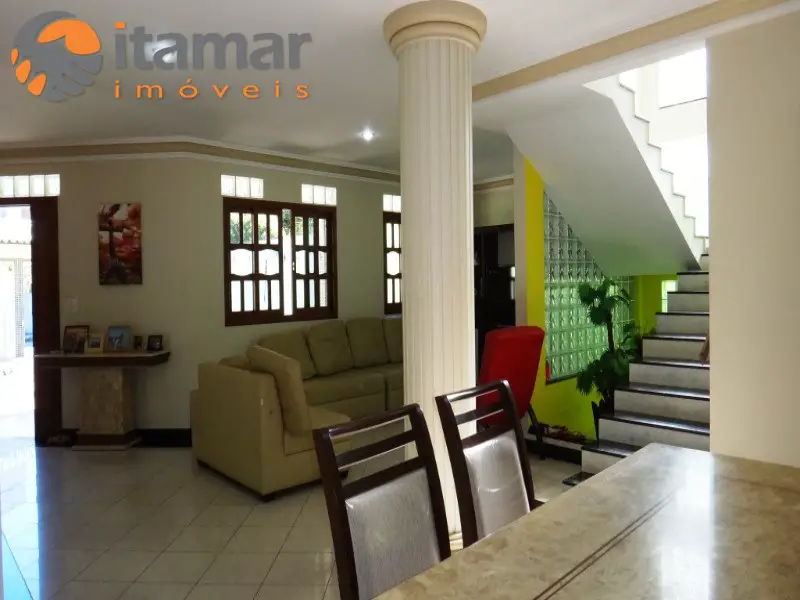 Casa de Condomínio com 5 Quartos à Venda, 360 m² por R$ 1.290.000 Praia do Morro, Guarapari - ES