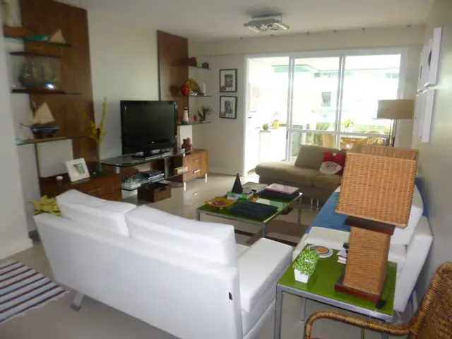 Apartamento com 3 Quartos para Alugar por R$ 1.600/Dia Rua Sinésio Duarte - Praia Brava, Florianópolis - SC