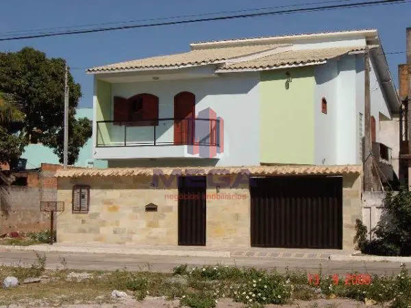 Casa com 3 Quartos à Venda, 250 m² por R$ 450.000 Rua Guararema - Vale Encantado, Vila Velha - ES