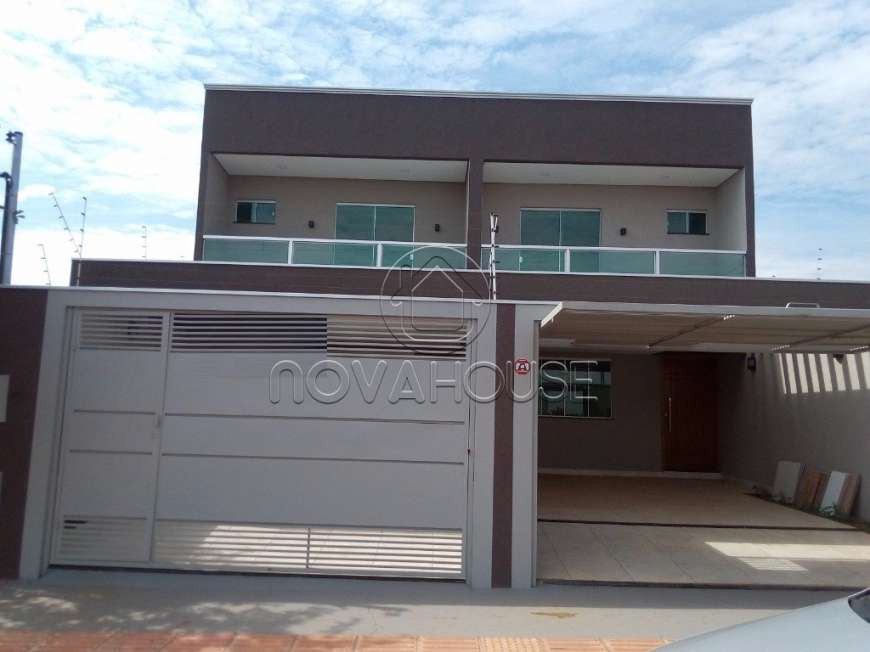 Sobrado com 2 Quartos à Venda, 114 m² por R$ 300.000 Jardim das Nações, Campo Grande - MS