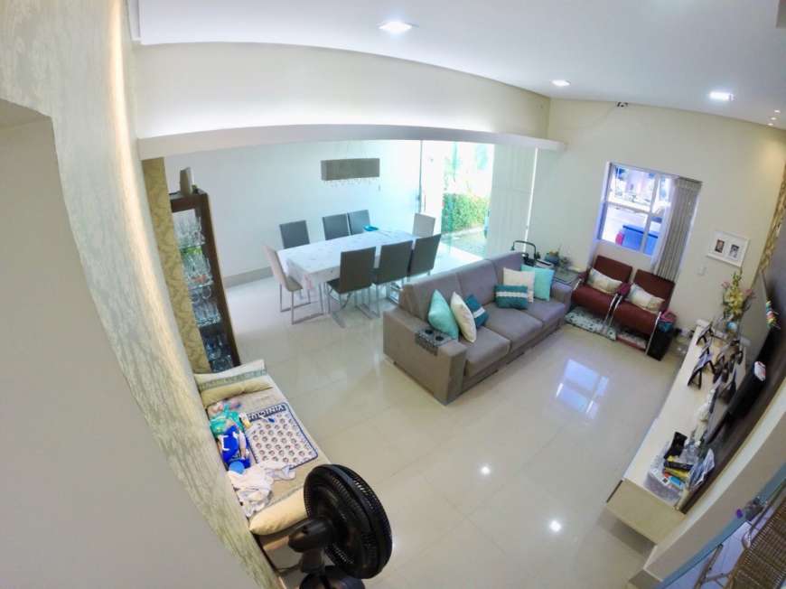 Casa de Condomínio com 3 Quartos à Venda, 240 m² por R$ 550.000 Rua Santo Antenodoro, 138 - Flores, Manaus - AM