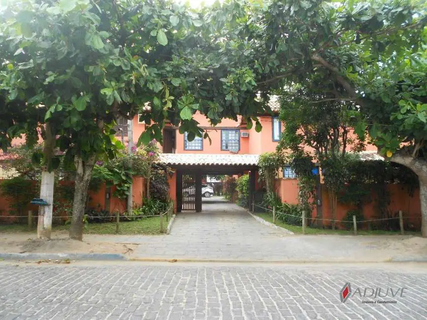 Casa de Condomínio com 3 Quartos para Alugar por R$ 2.500/Mês Geriba, Armação dos Búzios - RJ