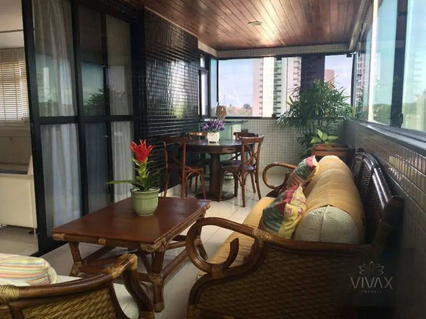 Apartamento com 4 Quartos à Venda, 283 m² por R$ 1.200.000 Avenida Rodrigues Alves - Tirol, Natal - RN