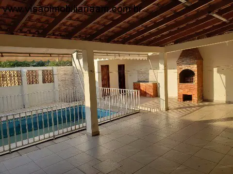 Casa com 6 Quartos para Alugar, 400 m² por R$ 5.300/Mês Compensa, Manaus - AM