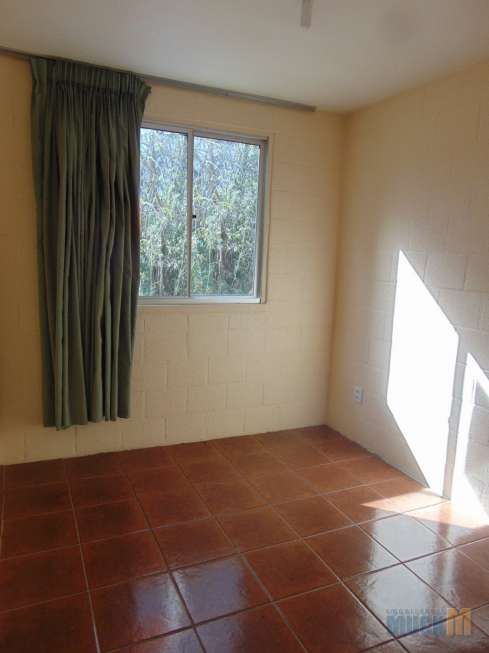 Apartamento com 2 Quartos para Alugar, 39 m² por R$ 700/Mês Rua São Nicolau, 452 - Estância Velha, Canoas - RS