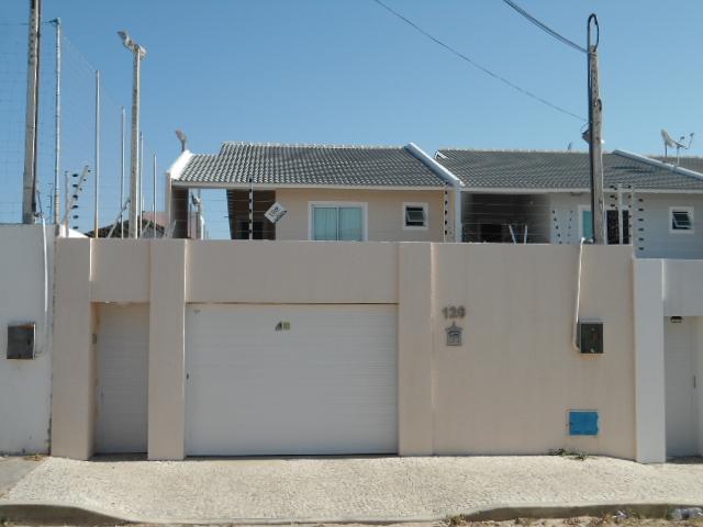 Casa com 3 Quartos à Venda, 208 m² por R$ 550.000 Edson Queiroz, Fortaleza - CE