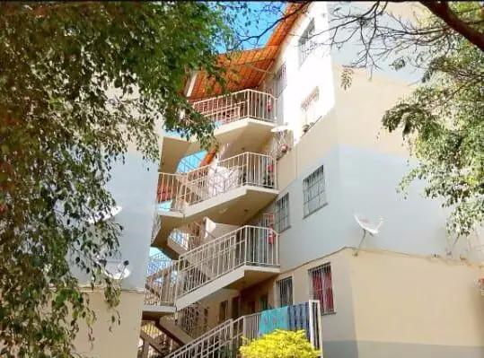 Apartamento com 2 Quartos para Alugar, 44 m² por R$ 600/Mês Solar do Barreiro, Belo Horizonte - MG
