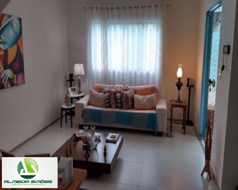 Casa de Condomínio com 4 Quartos para Alugar, 150 m² por R$ 2.500/Mês Portao, Lauro de Freitas - BA