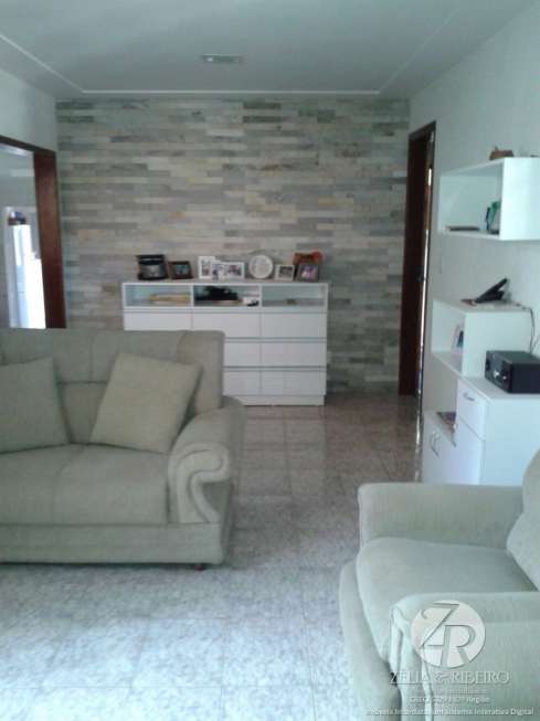 Casa com 3 Quartos à Venda, 258 m² por R$ 350.000 Rua do Ciprestes - Cidade Satelite, Natal - RN