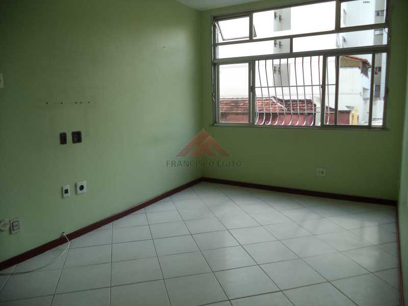 Apartamento com 2 Quartos para Alugar, 63 m² por R$ 900/Mês Rua Doutor Nilo Peçanha - Ingá, Niterói - RJ
