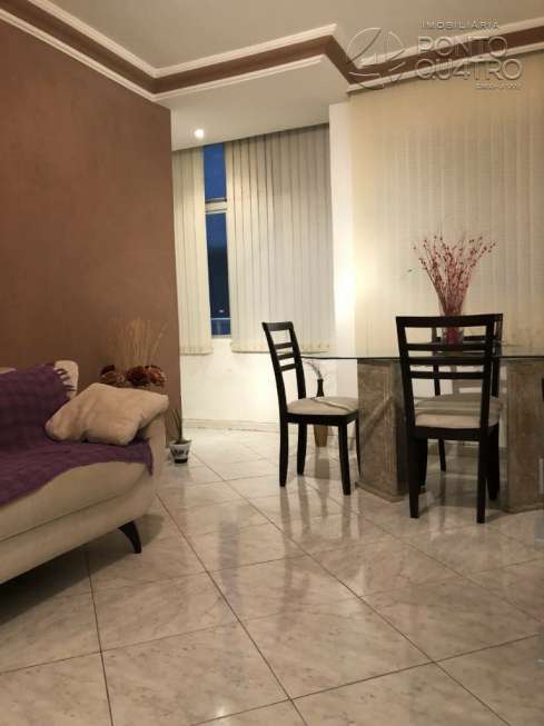 Apartamento com 2 Quartos à Venda, 72 m² por R$ 240.000 Rua Professor Cassilandro Barbuda - Costa Azul, Salvador - BA
