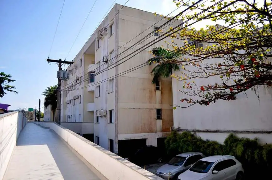 Apartamento com 3 Quartos para Alugar, 60 m² por R$ 1.600/Mês Avenida Madre Benvenuta - Trindade, Florianópolis - SC
