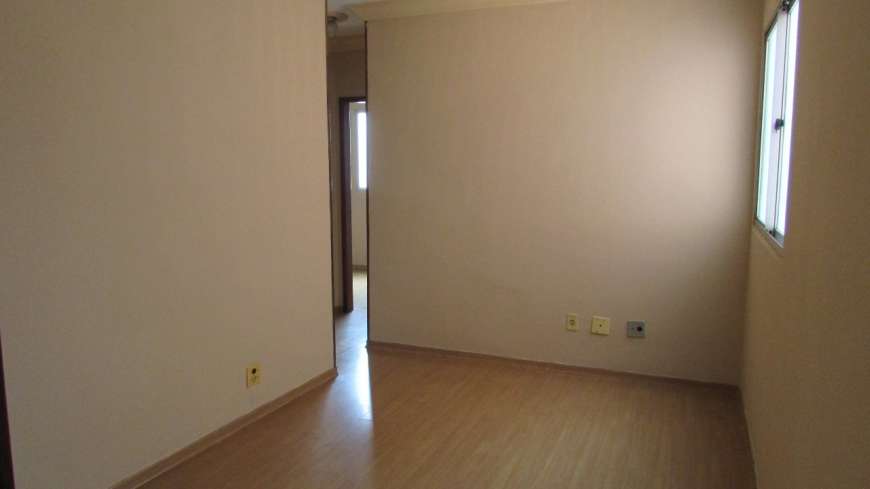 Apartamento com 3 Quartos para Alugar, 65 m² por R$ 830/Mês Santa Branca, Belo Horizonte - MG