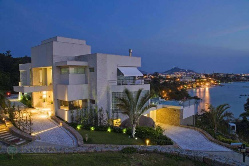 Casa de Condomínio com 5 Quartos à Venda, 946 m² por R$ 4.800.000 Cacupé, Florianópolis - SC