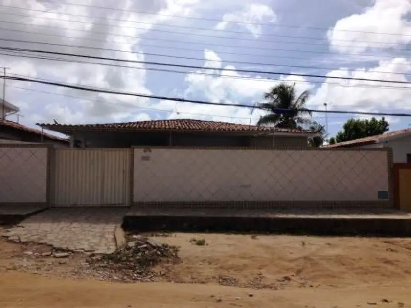 Casa com 4 Quartos à Venda, 10 m² por R$ 250.000 Paratibe, João Pessoa - PB