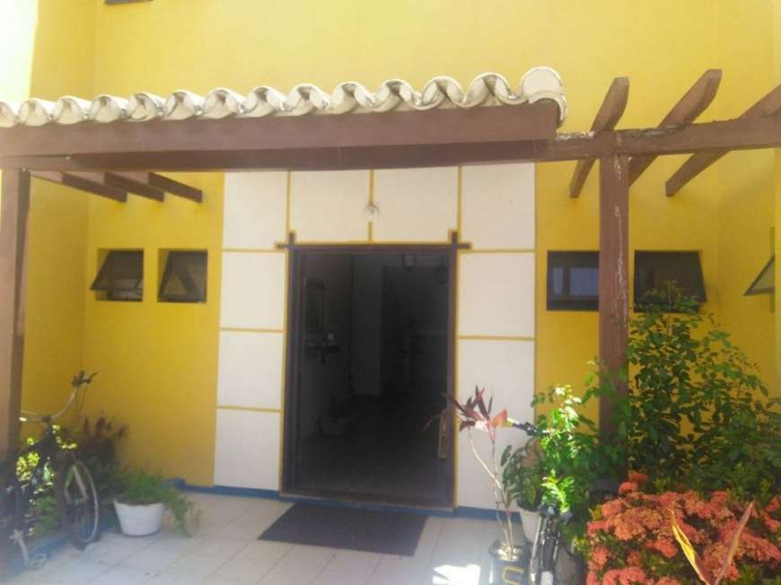 Casa com 2 Quartos à Venda, 67 m² por R$ 300.000 Rua Professor Felipe Tiago Gomes - Stella Maris, Salvador - BA