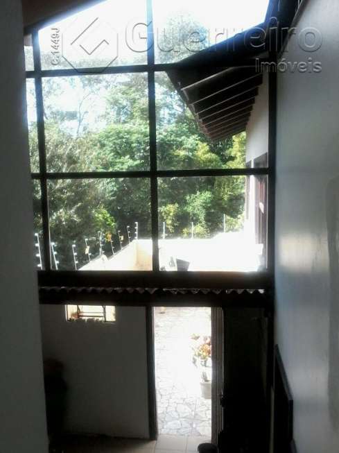 Casa com 3 Quartos à Venda, 190 m² por R$ 650.000 Rua Luiz Pasteur, 549 - Trindade, Florianópolis - SC