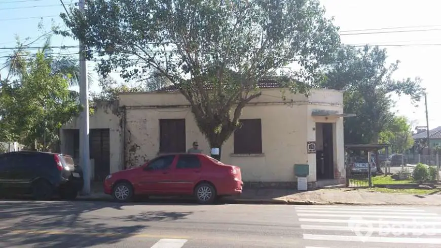 Casa com 4 Quartos à Venda por R$ 585.000 Avenida, Santa Cruz do Sul - RS