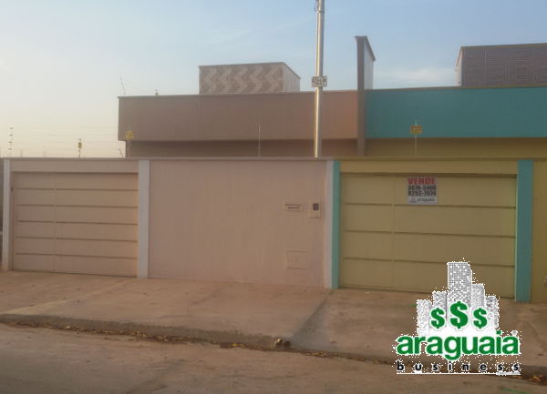 Casa com 3 Quartos à Venda, 99 m² por R$ 200.000 Rua 2, 1 - Cardoso Continuação , Aparecida de Goiânia - GO