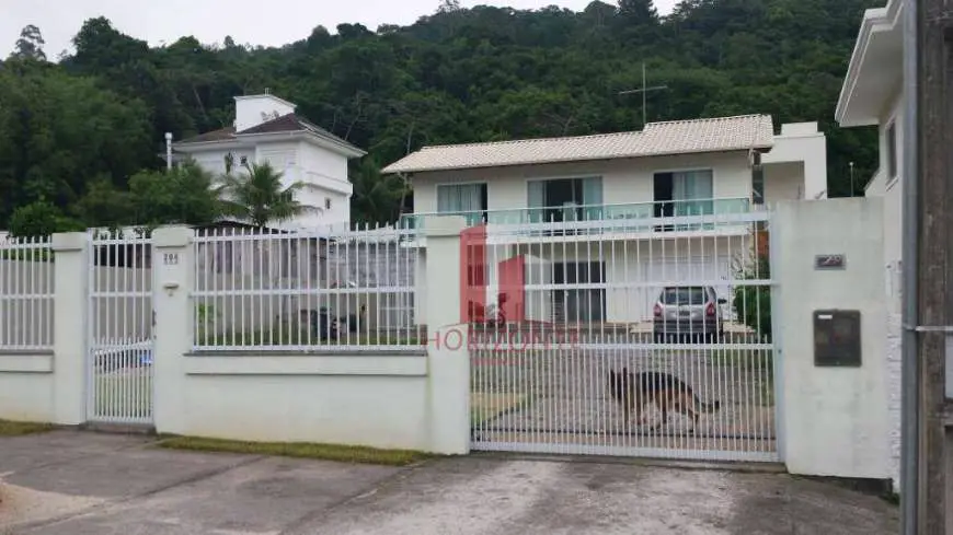 Casa com 2 Quartos à Venda, 161 m² por R$ 644.000 Rua Fernandes Francisco Coutinho, 204 - Canasvieiras, Florianópolis - SC