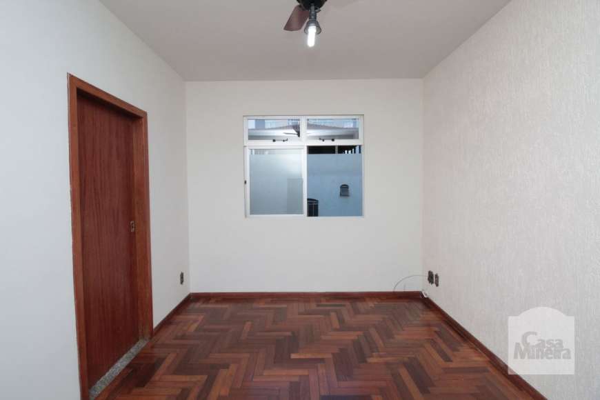Apartamento com 2 Quartos para Alugar, 50 m² por R$ 1.050/Mês Rua Vênus, 268 - Ana Lucia, Sabará - MG
