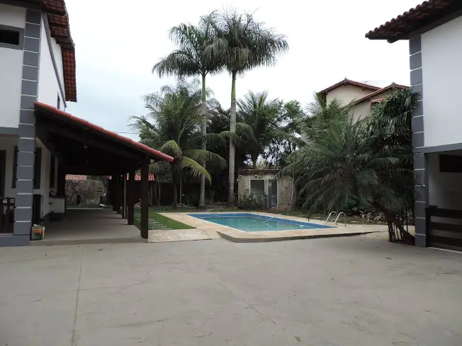Casa com 4 Quartos à Venda, 300 m² por R$ 980.000 Itaipu, Niterói - RJ
