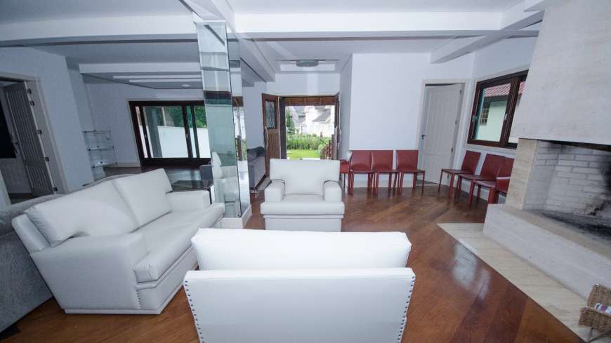 Casa de Condomínio com 6 Quartos para Alugar, 530 m² por R$ 8.190/Mês Rua Luiz Tramontin, 1220 - Campo Comprido, Curitiba - PR
