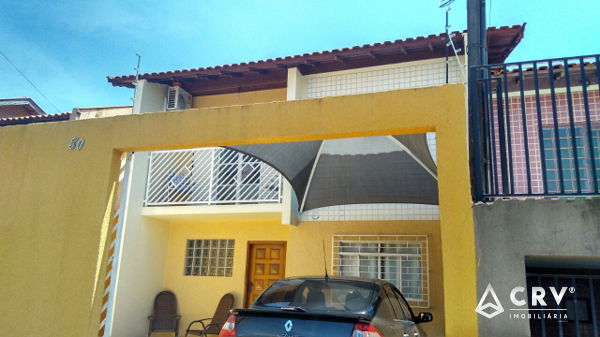 Sobrado com 3 Quartos à Venda, 101 m² por R$ 290.000 Jardim Novo Sabará, Londrina - PR