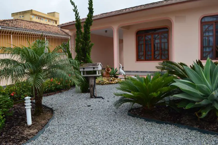 Casa com 2 Quartos à Venda, 380 m² por R$ 700.000 Rua Antônio Alfredo da Silva, 02 - Fazenda Santo Antonio, São José - SC