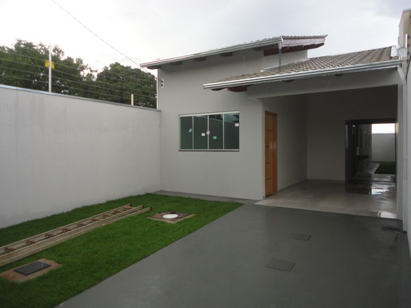 Casa com 3 Quartos à Venda, 107 m² por R$ 195.000 Parque São João, Anápolis - GO