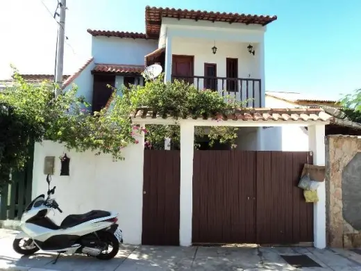 Casa à Venda por R$ 700.000 Rua Joaquim de Deus, 81 - Praia Anjos, Arraial do Cabo - RJ