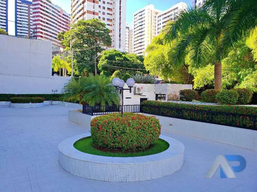 Apartamento com 3 Quartos à Venda, 143 m² por R$ 850.000 Rua Leonor Calmon, 345 - Cidade Jardim, Salvador - BA