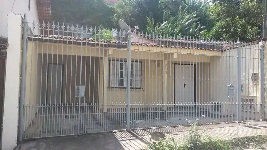 Casa com 2 Quartos à Venda, 80 m² por R$ 300.000 Rua Carlito Gonçalves Fonseca - Miramar, Macaé - RJ
