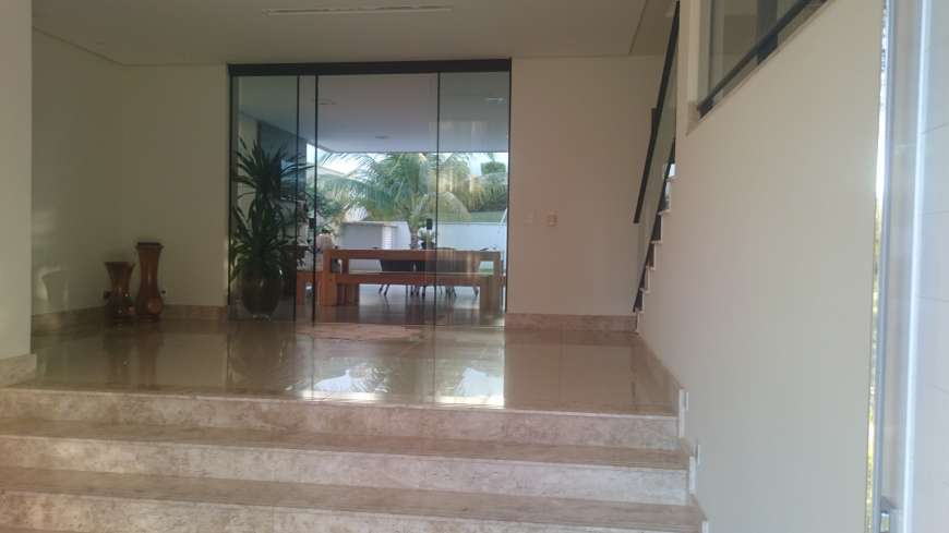 Casa de Condomínio com 3 Quartos à Venda, 297 m² por R$ 1.900.000 Rua das Mangabas, 1241 - Jardim Itália, Cuiabá - MT