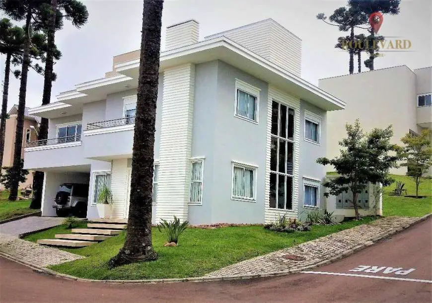 Casa de Condomínio com 3 Quartos à Venda, 218 m² por R$ 1.290.000 Rua Padre Júlio Saavedra - Uberaba, Curitiba - PR