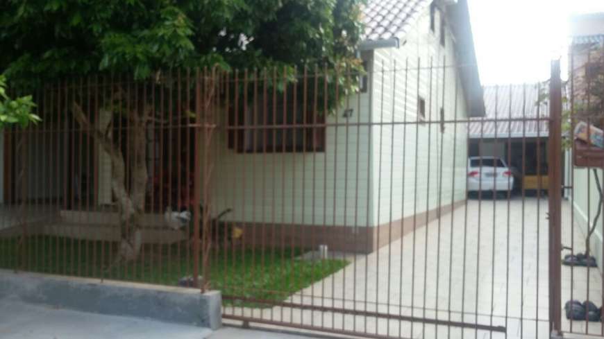 Casa com 3 Quartos à Venda, 118 m² por R$ 371.000 Rua Balduino Rambo, 47 - São José, Canoas - RS